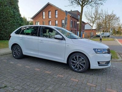 Gebraucht Skoda Rapid Drive 116 PS (85 kW) 2017 Weiß Kleinwagen