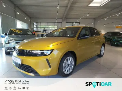 Nuova Opel Astra Edition 131 CV (96 kW) 2025 Giallo Utilitaria