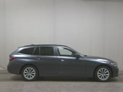 Gebraucht BMW 320 Advantage 190 PS (139 kW) 2020 Grau Kombi