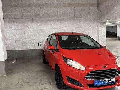 Rot Gebraucht 2015 Ford Fiesta Trend Kleinwagen | 5.290 € (Fairer Preis)