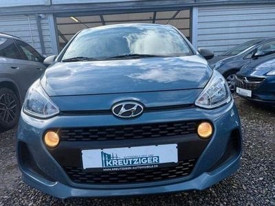 Gebraucht Hyundai i10 67 PS (49 kW) 2017 Blau Kleinwagen