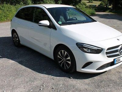 Mercedes B180
