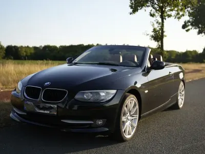 Gebraucht BMW 320 Cabriolet 184 PS (135 kW) 2010 Schwarz Cabrio