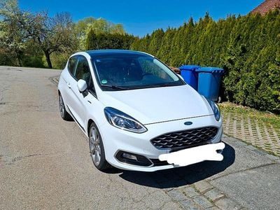 Gebraucht Ford Fiesta Vignale 125 PS (91 kW) 2017 Weiß Kleinwagen