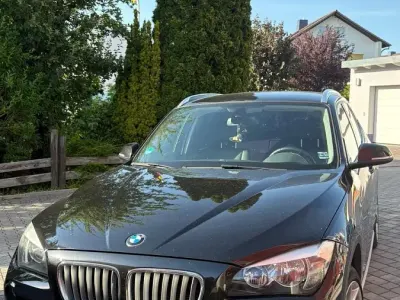 Gebraucht BMW X1 143 PS (105 kW) 2015 Schwarz SUV