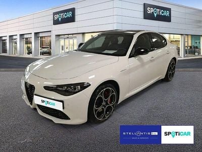 Weiß Gebraucht 2023 Alfa Romeo Giulia Veloce Limousine | 37.980 € (Etwas zu teuer)