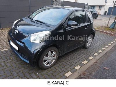 Gebraucht Toyota iQ Basis 68 PS (50 kW) 2009 Schwarz Kleinwagen