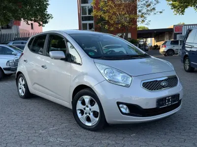 Gebraucht Kia Venga Vision 125 PS (91 kW) 2010 Silber Kleinwagen