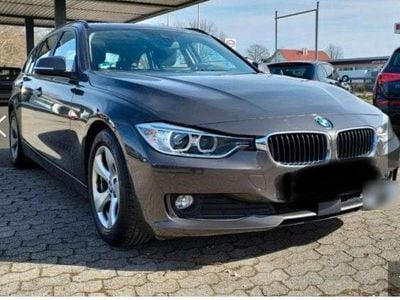 Gebraucht BMW 320 Efficient Dynamics 163 PS (119 kW) 2014 Braun Kombi