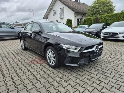 Gebraucht Mercedes A250 218 PS (160 kW) 2022 Nachtschwarz Limousine