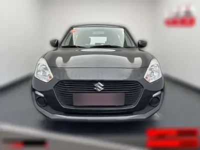 Gebraucht Suzuki Swift Basic 90 PS (66 kW) 2019 Grau metallic Kleinwagen