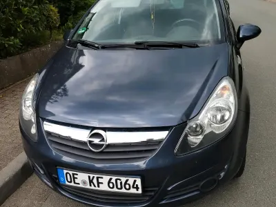 Gebraucht Opel Corsa 87 PS (63 kW) 2010 Blau Kleinwagen