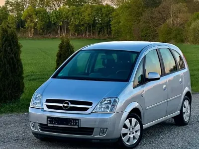 Używany Opel Meriva 101 KM (74 kW) 2004 Szary Minivan