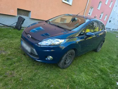 Usata Ford Fiesta 60 CV (44 kW) 2011 Blu Utilitaria