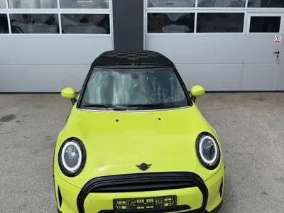 Gebraucht Mini Cooper 136 PS (100 kW) 2021 Gelb Kleinwagen