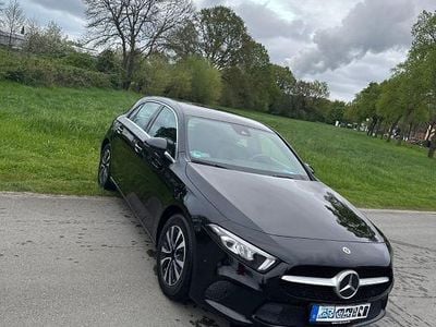 Usata Mercedes A200 163 CV (119 kW) 2021 Nero Berlina