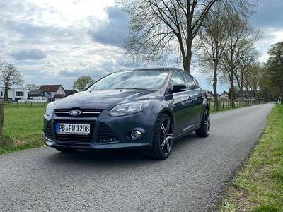 Gebraucht Ford Focus 150 PS (110 kW) 2012 Schwarz Limousine