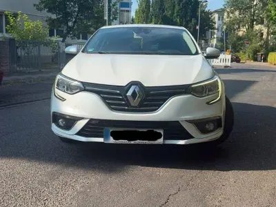 Gebraucht Renault Mégane IV Bose Edition 159 PS (116 kW) 2019 Weiß Limousine