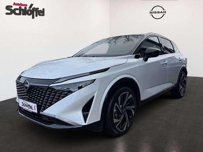 Pearl white/kontrast black Neu 2025 Nissan Qashqai SUV | 51.860 €