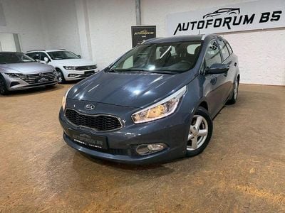 Usata Kia Ceed Sportswagon 128 CV (94 kW) 2013 Blu Station wagon