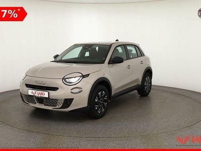 Neu Fiat 600 145 PS (106 kW) 2026 Beige SUV