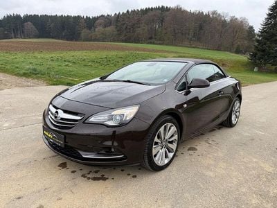 Second-hand Opel Cascada Edition 140 CP (102 kW) 2015 Maro Cabrio