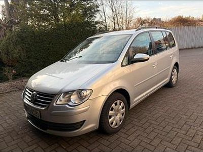 Silber Gebraucht 2009 VW Touran Van / Kleinbus | 5.800 € (Fairer Preis)