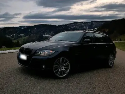 Gebraucht BMW 320 177 PS (130 kW) 2008 Schwarz Kombi