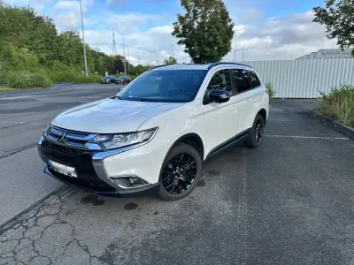 Gebraucht Mitsubishi Outlander Edition 150 PS (110 kW) 2018 Weiß SUV