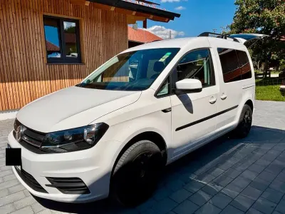 Gebraucht VW Caddy Trendline 125 PS (91 kW) 2016 Weiß Van / Kleinbus