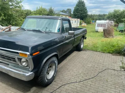Gebraucht Ford F350 199 PS (146 kW) 1977 Schwarz