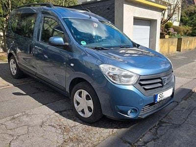 Gebraucht Dacia Dokker Lauréate 116 PS (85 kW) 2014 Blau Van / Kleinbus