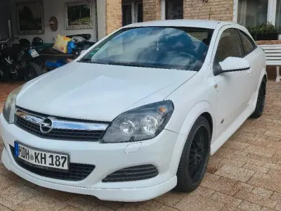 Gebraucht Opel Astra GTC OPC 140 PS (102 kW) 2009 Weiß Coupé