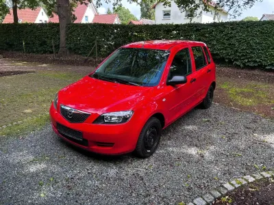 Gebraucht Mazda 2 75 PS (55 kW) 2005 Rot Kleinwagen