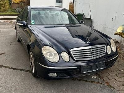 Mercedes E200