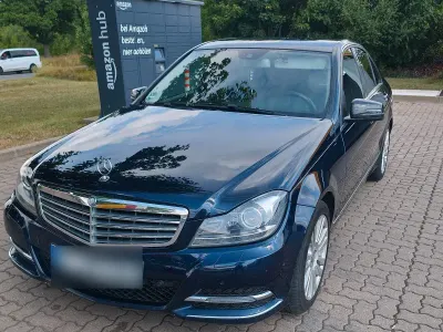 Gebraucht Mercedes C350 306 PS (225 kW) 2013 Blau Limousine
