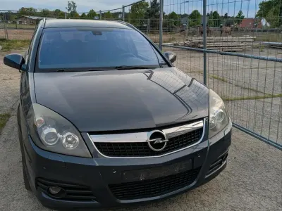 Gebraucht Opel Vectra 150 PS (110 kW) 2008 Grau Kombi