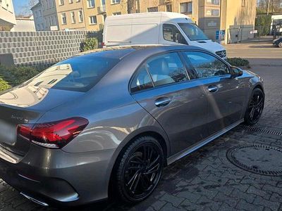 Gebraucht Mercedes A220 198 PS (145 kW) 2019 Grau Limousine