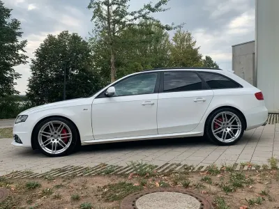 Gebraucht Audi A4 S-Line 265 PS (194 kW) 2009 Weiß Kombi