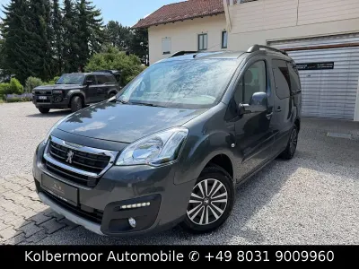 Gebraucht Peugeot Partner Tepee Active 120 PS (88 kW) 2015 Grau Van / Kleinbus