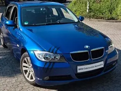 Gebraucht BMW 318 Advantage 143 PS (105 kW) 2008 Blau Limousine