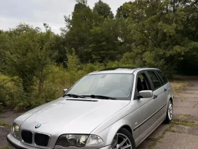 Gebraucht BMW 320 150 PS (110 kW) 2005 Silber Kombi