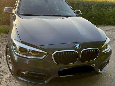 Gebraucht BMW 116 Sport Line 109 PS (80 kW) 2018 Grau Kleinwagen