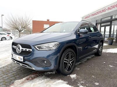 Gebraucht Mercedes GLA250 Progressive 160 PS (117 kW) 2021 Blau SUV