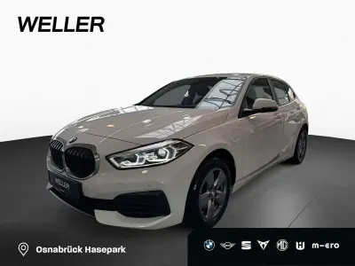 Gebraucht BMW 118 Advantage 136 PS (100 kW) 2023 Alpinweiss iii (weiß) Limousine