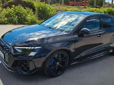 Gebraucht Audi RS3 Premium 400 PS (294 kW) 2023 Schwarz Limousine