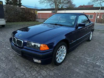 Gebraucht BMW 320 Cabriolet 150 PS (110 kW) 1995 Blau Cabrio