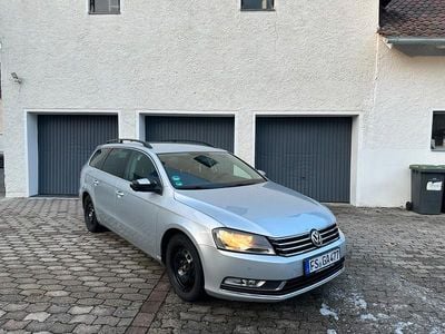 Gebraucht VW Passat 140 PS (102 kW) 2012 Silber Kombi