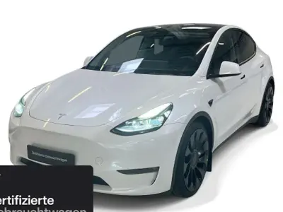 Käytetty Tesla Model Y Performance 321 kW (437 HP) 2023 Valkoinen Katumaasturi