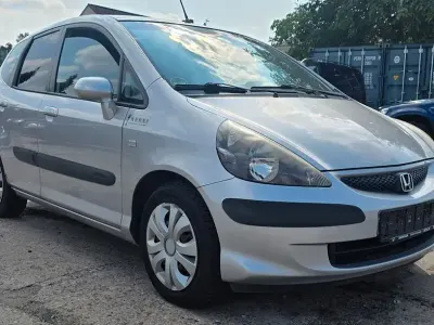 Gebraucht Honda Jazz Cool 77 PS (56 kW) 2007 Silber Kleinwagen